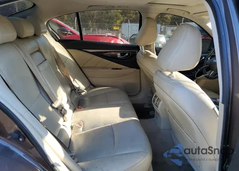 2015 Infiniti Q50 Base z USA, uszkodzony, nr VIN JN1BV7AP2FM355450